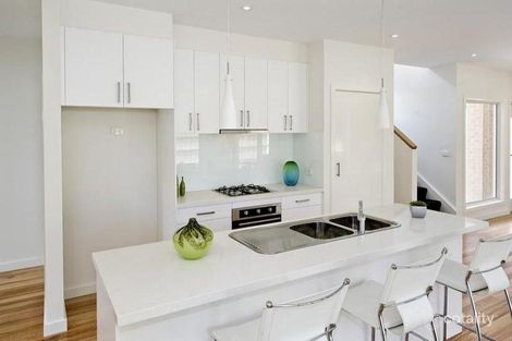 Property photo of 2/112 Esdale Street Nunawading VIC 3131