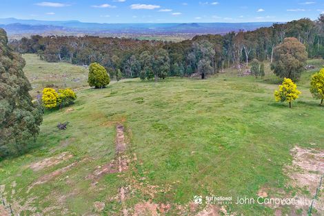 68 Ambrose Dr, Tolmie, VIC 3723