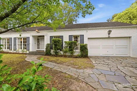 27 Naughton Gr, Blackburn, VIC 3130