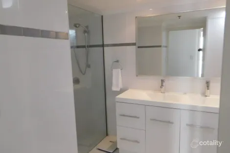 Property photo of 14B/3 Second Avenue Burleigh Heads QLD 4220