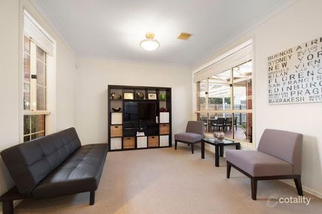 Property photo of 2 Woodfull Court Keilor East VIC 3033