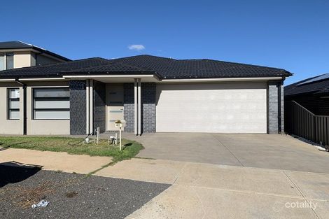 Property photo of 40 Stonehenge Drive Cobblebank VIC 3338