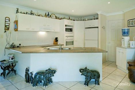 Property photo of 121 Monterey Keys Drive Helensvale QLD 4212