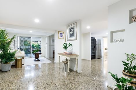 Property photo of 24 Wonderlost Outlook Annerley QLD 4103