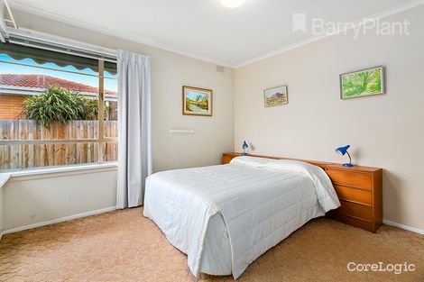 Property photo of 23 Amber Grove Mount Waverley VIC 3149
