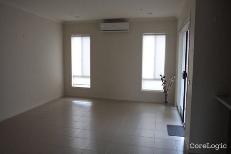 Property photo of 40B The Avenue Caroline Springs VIC 3023