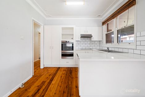 Property photo of 25 Coral Sea Avenue Shortland NSW 2307
