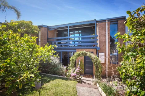 Property photo of 2/44-45 Nepean Highway Seaford VIC 3198