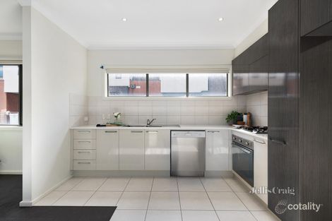 Property photo of 8 Parkland Place Notting Hill VIC 3168
