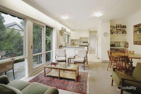 Property photo of 1/19 Hillcrest Avenue Kew VIC 3101
