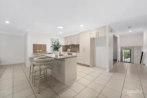 Property photo of 21 Ascent Street Upper Kedron QLD 4055