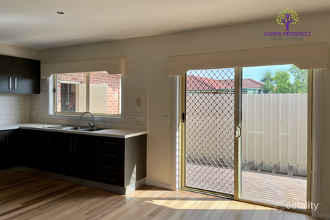 Property photo of 2/65 Arthur Street St Albans VIC 3021