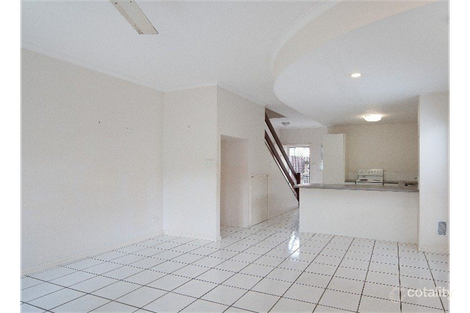 Property photo of 42 Springfield Crescent Manoora QLD 4870