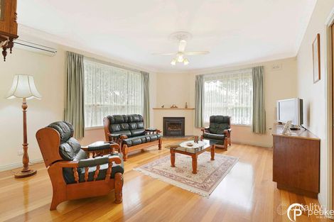 Property photo of 12 Normanton Place Berwick VIC 3806