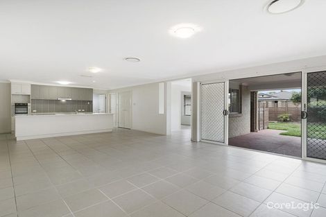 Property photo of 8 Olsen Crescent Wakerley QLD 4154