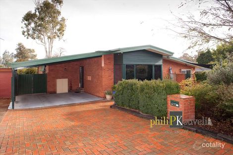 8 Bamford St, Hughes, ACT 2605