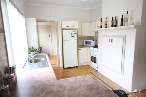 Property photo of 2 Lyndhurst Street Taree NSW 2430