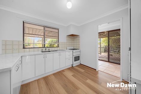 Property photo of 30 Oakleaf Circle Mirrabooka WA 6061