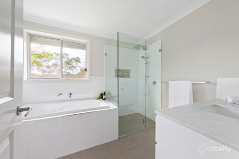 Property photo of 22 Athlone Crescent Killarney Heights NSW 2087