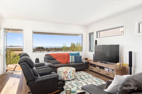 93 Phillip Island Rd, Surf Beach, VIC 3922