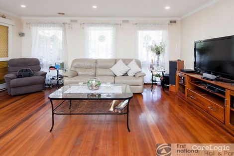 Property photo of 3 Somerville Road Hampton Park VIC 3976