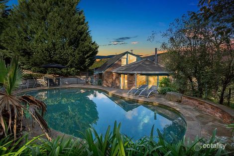 17 Walkers Rd, Mount Eliza, VIC 3930