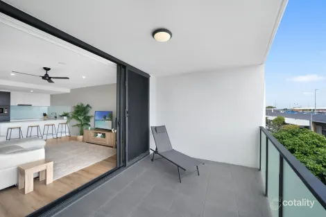 Property photo of 210/5 Bermagui Crescent Buddina QLD 4575