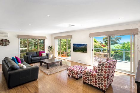 Property photo of 21 Mountain Circuit Calwell ACT 2905