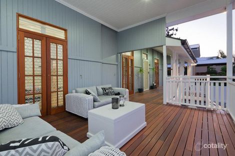 Property photo of 30 Gladstone Street Indooroopilly QLD 4068