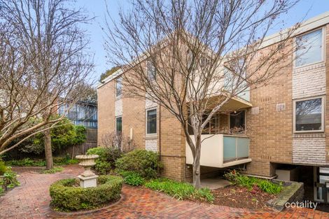 Property photo of 1/11 Grandview Grove Hawthorn East VIC 3123