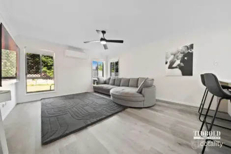 Property photo of 47 Pelorus Redland Bay QLD 4165