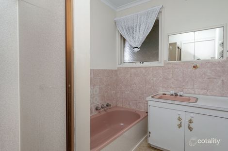 Property photo of 82 Primula Avenue Brooklyn VIC 3012