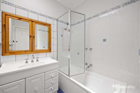 Property photo of 11 Harborne Street Macleod VIC 3085