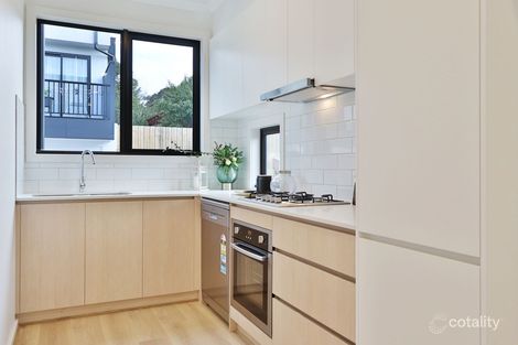Property photo of 14 Parkhill Close Mooroolbark VIC 3138