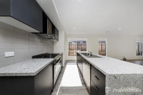 Property photo of 45 Sumac Street Brookfield VIC 3338