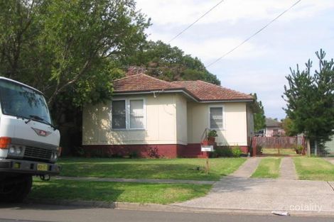 33 Lambeth St, Panania, NSW 2213