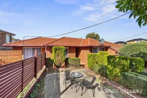 2/31 Riviera Rd, Avondale Heights, VIC 3034