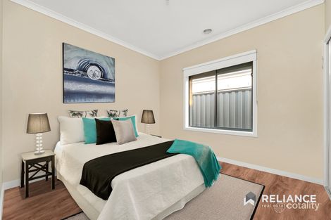Property photo of 18 Freemont Circuit Truganina VIC 3029