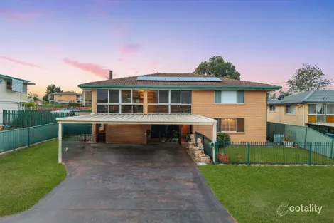 4 RUMSEY DR, RACEVIEW, QLD 4305