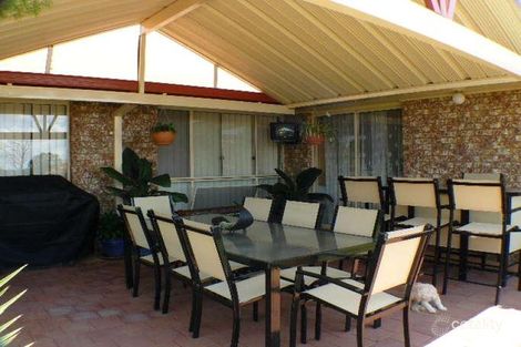 Property photo of 4 Newstead Court Brassall QLD 4305