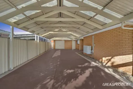 39 Scarlet Oak Ave, Harkness, VIC 3337