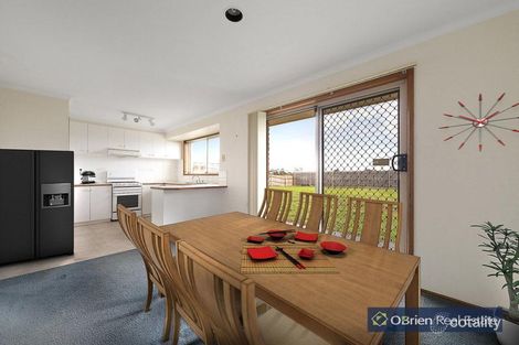 Property photo of 71 Gipps Crescent Cranbourne North VIC 3977