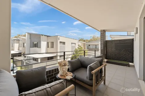 Property photo of 4/2 Louvre Way Baldivis WA 6171