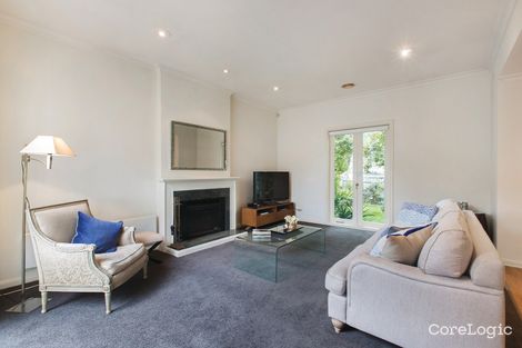 Property photo of 1/19 Alma Road Camberwell VIC 3124