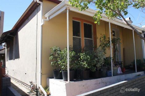 10 Little Howard St, Fremantle, WA 6160