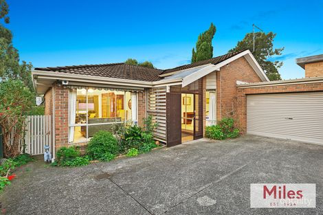 Property photo of 2/24 Abbotsford Grove Ivanhoe VIC 3079