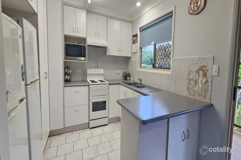 Property photo of 26 Charles Street Crows Nest QLD 4355