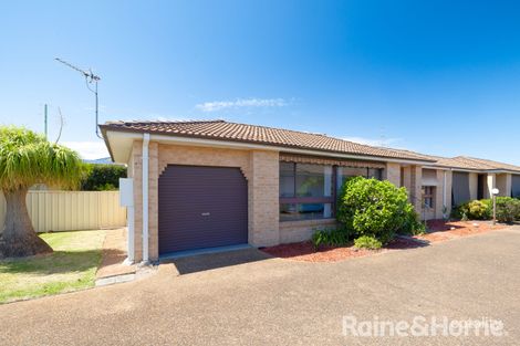 Property photo of 2/16-18 Lake Road Swansea NSW 2281