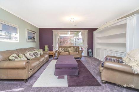 Property photo of 12 Lynch Place Roxburgh Park VIC 3064