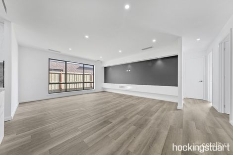 Property photo of 23 Tangelo Street Mickleham VIC 3064